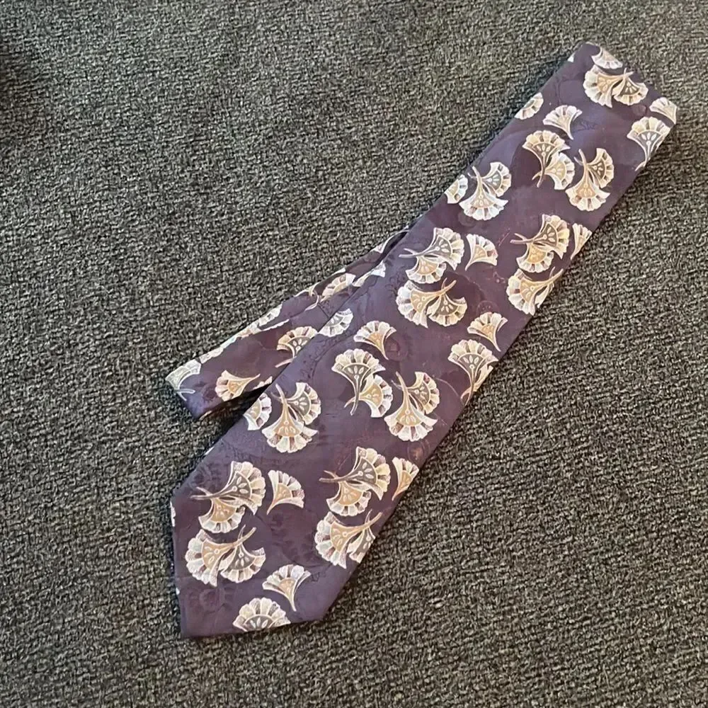 Valentino Italian 100% Silk Eggplant Purple Men’s Tie w/ Handheld Fan Design